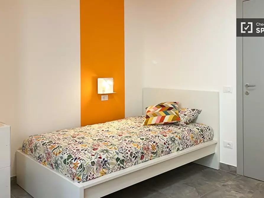 Immagine 5 di Camera condivisa in affitto  in Via Paolo Lomazzo a Milano