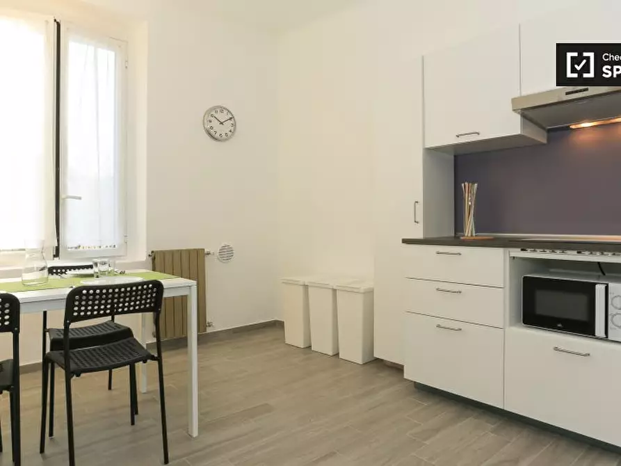 Immagine 9 di Camera condivisa in affitto  in Piazza Firenze a Milano