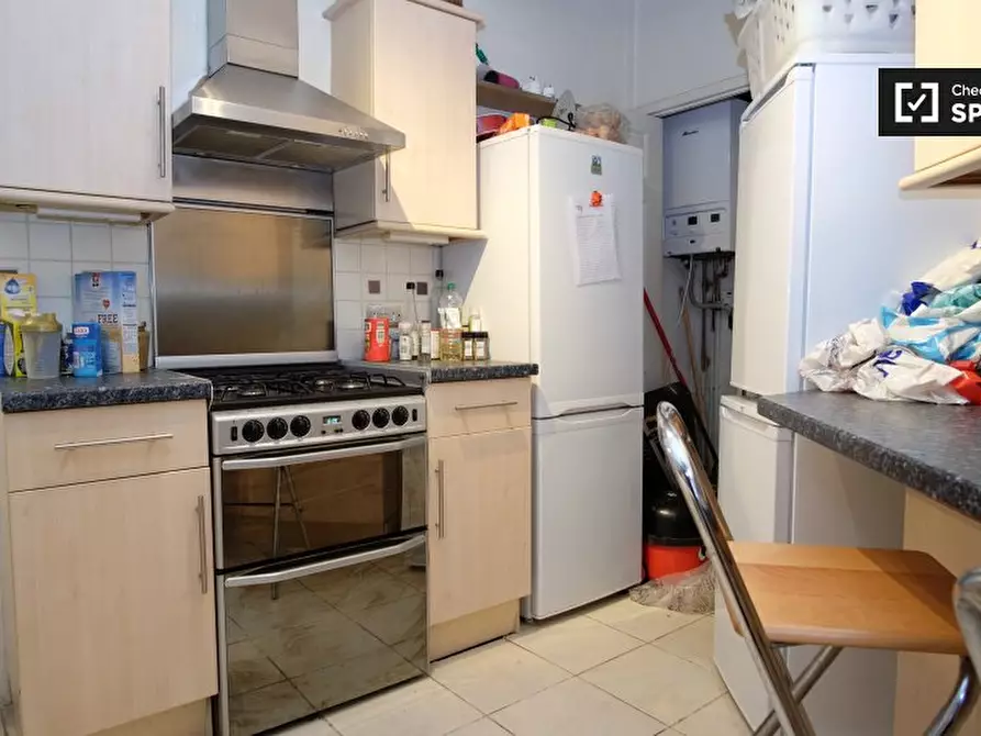 Immagine 6 di Camera condivisa in affitto  in Edith Road a Hammersmith