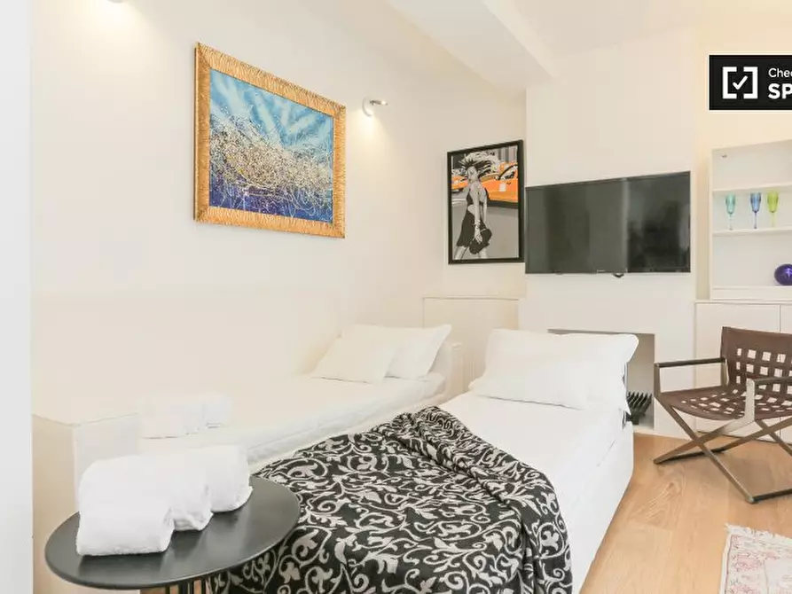 Immagine 13 di Appartamento in affitto  in Via Angelo Morbelli, 20149 Milano MI, Italy a Milano