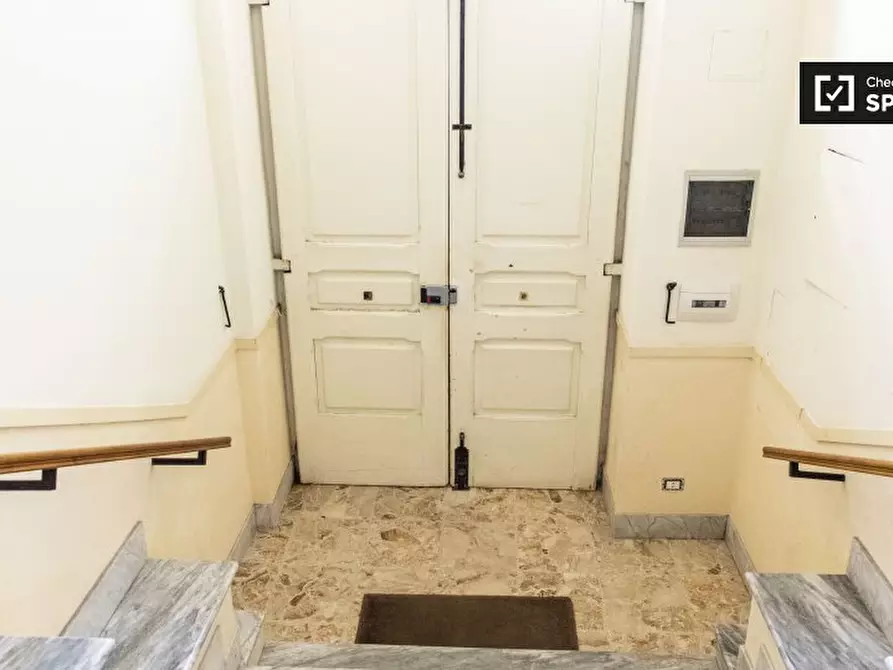 Immagine 17 di Camera condivisa in affitto  in Via Salaria a Roma