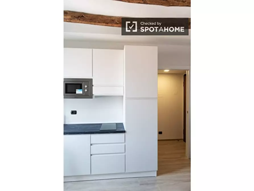 Immagine 12 di Appartamento in affitto  in Via Carlo Imbonati a Milano