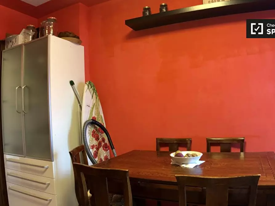 Immagine 11 di Camera condivisa in affitto  in Via Empedocle a Milano