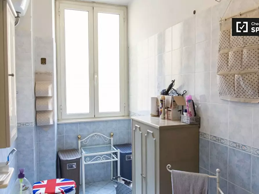 Immagine 7 di Camera condivisa in affitto  in Via Giovanni Paolo Pannini a Roma