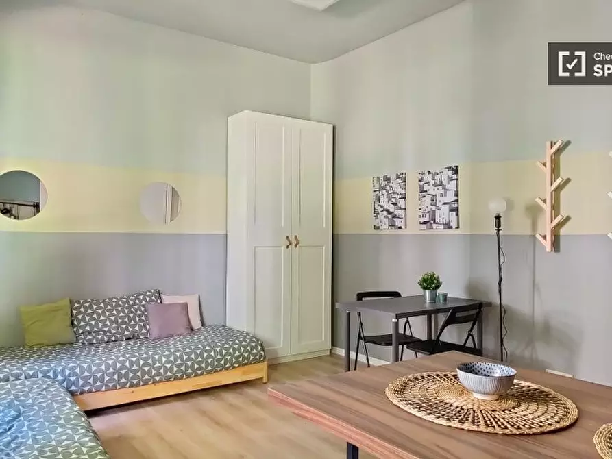 Immagine 3 di Ufficio in affitto  in Viale Famagosta a Milano