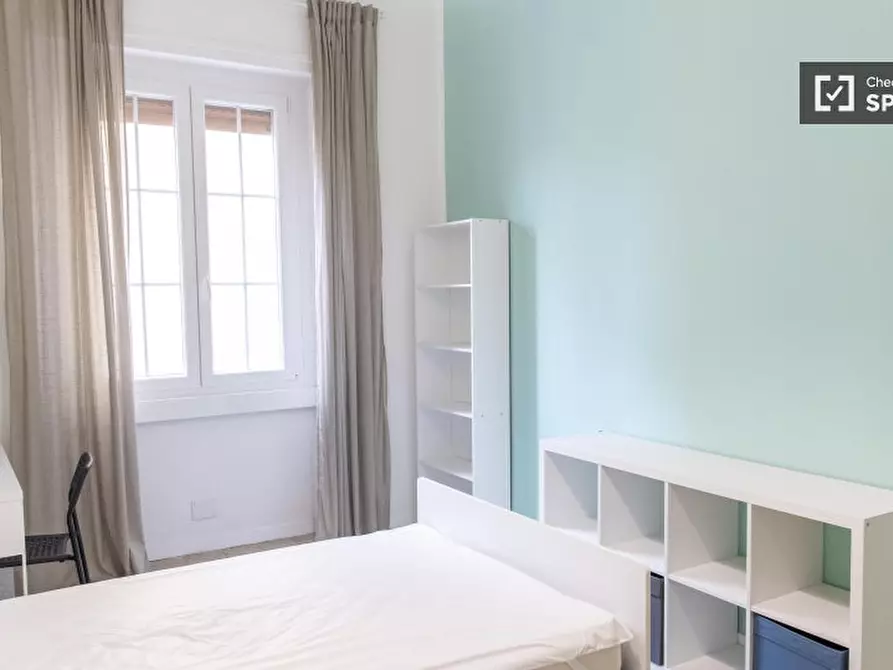 Immagine 13 di Camera condivisa in affitto  in Via Costantino Corvisieri a Roma