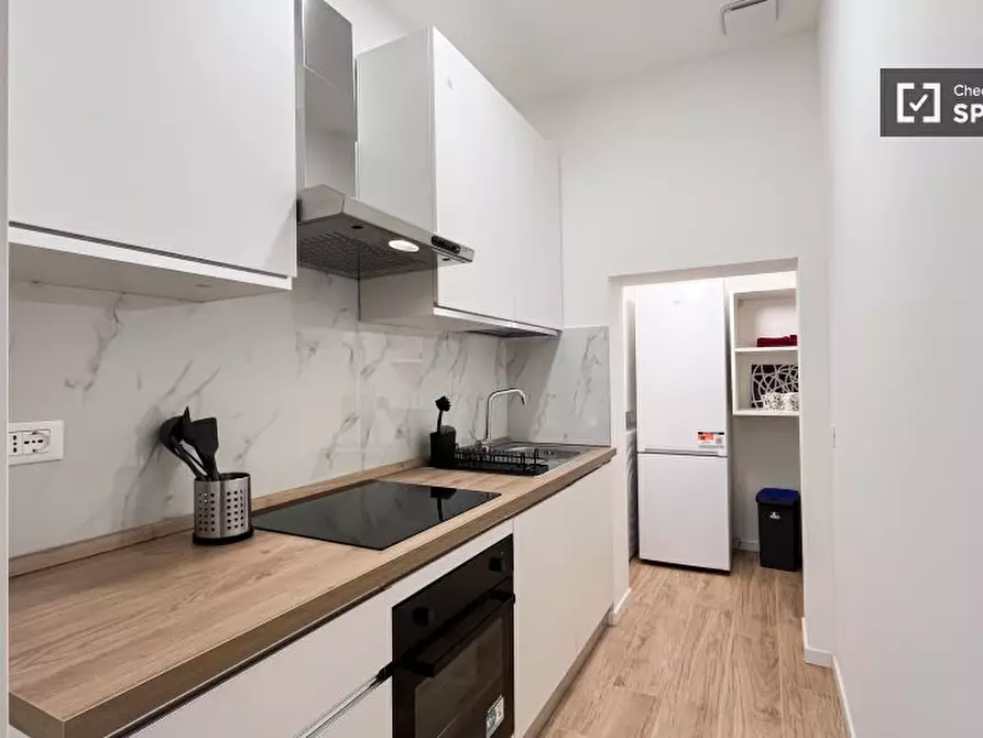 Immagine 9 di Camera condivisa in affitto  in Via Disciplini a Milano