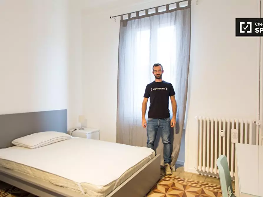 Immagine 17 di Camera condivisa in affitto  in Via Francesco Brioschi a Milano