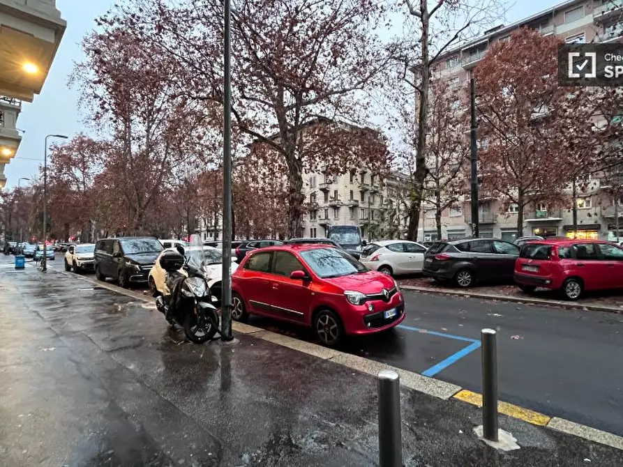 Immagine 19 di Appartamento in affitto  in Viale Campania a Milano