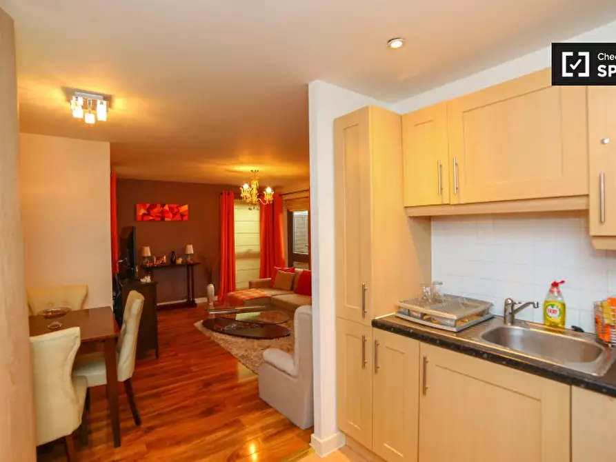 Immagine 6 di Appartamento in affitto  in Lewin Terrace a Hounslow