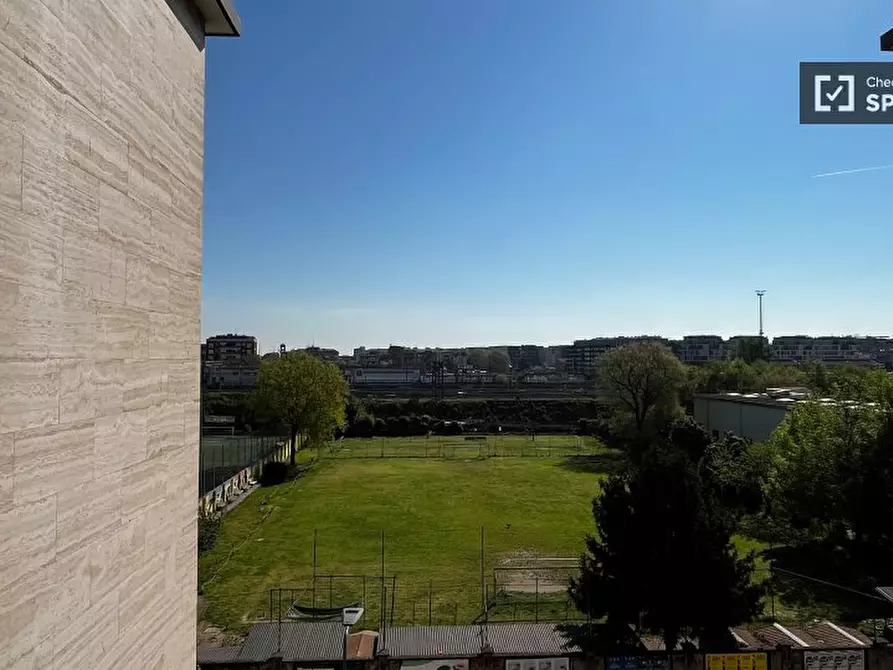 Immagine 18 di Camera condivisa in affitto  in Via Carlo Valvassori Peroni a Milano