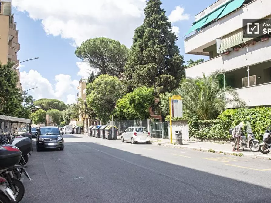 Immagine 18 di Appartamento in affitto  in Viale di Villa Pamphili a Roma