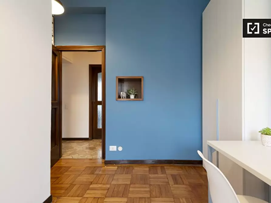 Immagine 3 di Camera condivisa in affitto  in Viale Beatrice d'Este a Milano