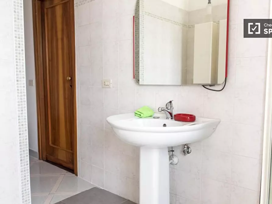 Immagine 9 di Appartamento in affitto  in Via Monte Selva a Roma