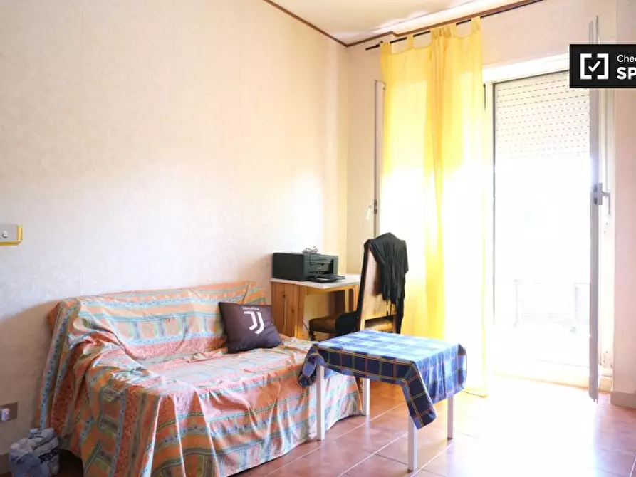 Immagine 19 di Camera condivisa in affitto  in Viale dei Caduti Nella Guerra di Liberazione, 00128 Roma RM, Italy a Roma