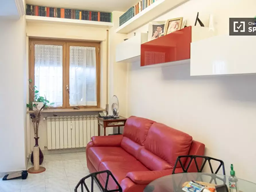 Immagine 17 di Camera condivisa in affitto  in Via di Vigna Murata a Roma