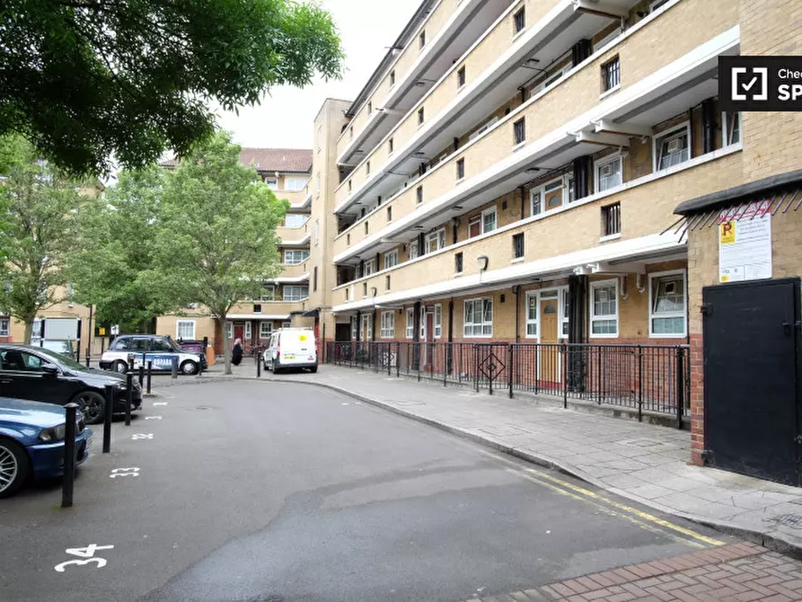 Immagine 11 di Camera condivisa in affitto  in Gill Street a Poplar