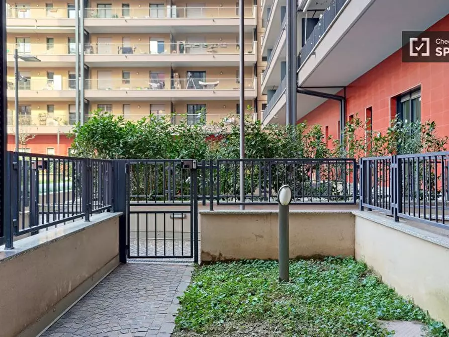 Immagine 5 di Appartamento in affitto  in Via Enrico Cosenz a Milano