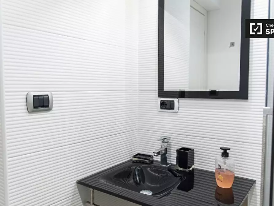 Immagine 10 di Appartamento in affitto  in Via Portuense a Roma