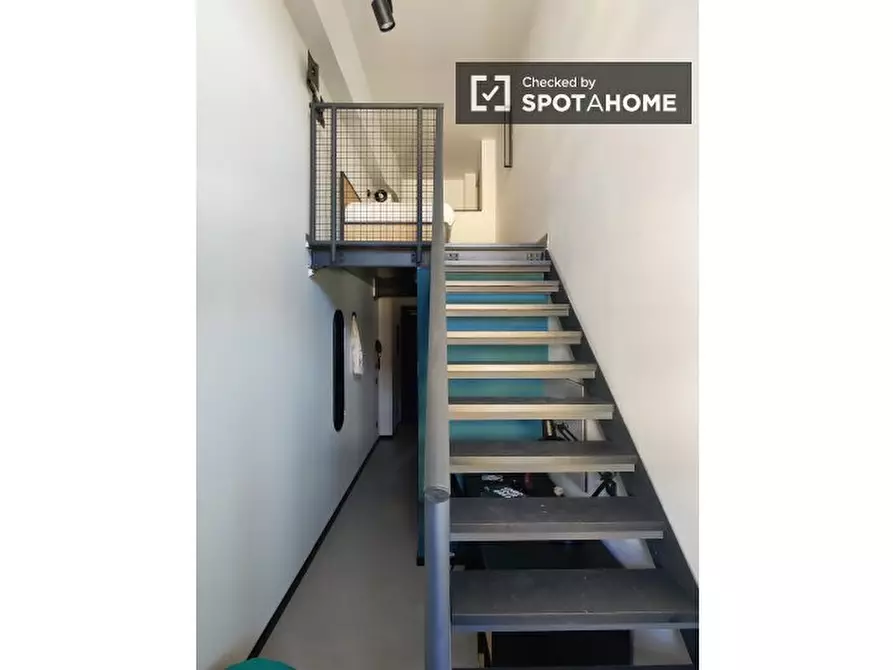 Immagine 5 di Camera condivisa in affitto  in Viale Giovanni Suzzani a Milano