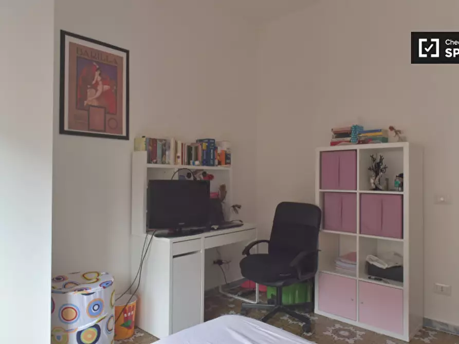 Immagine 3 di Camera condivisa in affitto  in Via Filippo Eredia a Roma