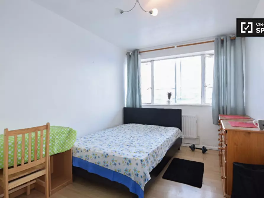 Immagine 11 di Camera condivisa in affitto  in Tildesley Road a Wandsworth