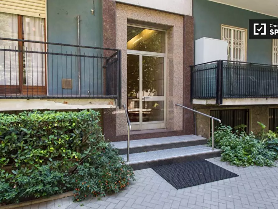 Immagine 18 di Camera condivisa in affitto  in Via Mincio a Milano