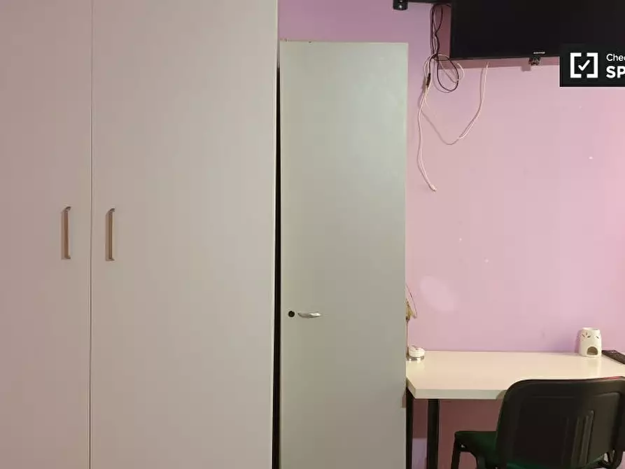 Immagine 17 di Camera condivisa in affitto  in Via Bordighera a Milano