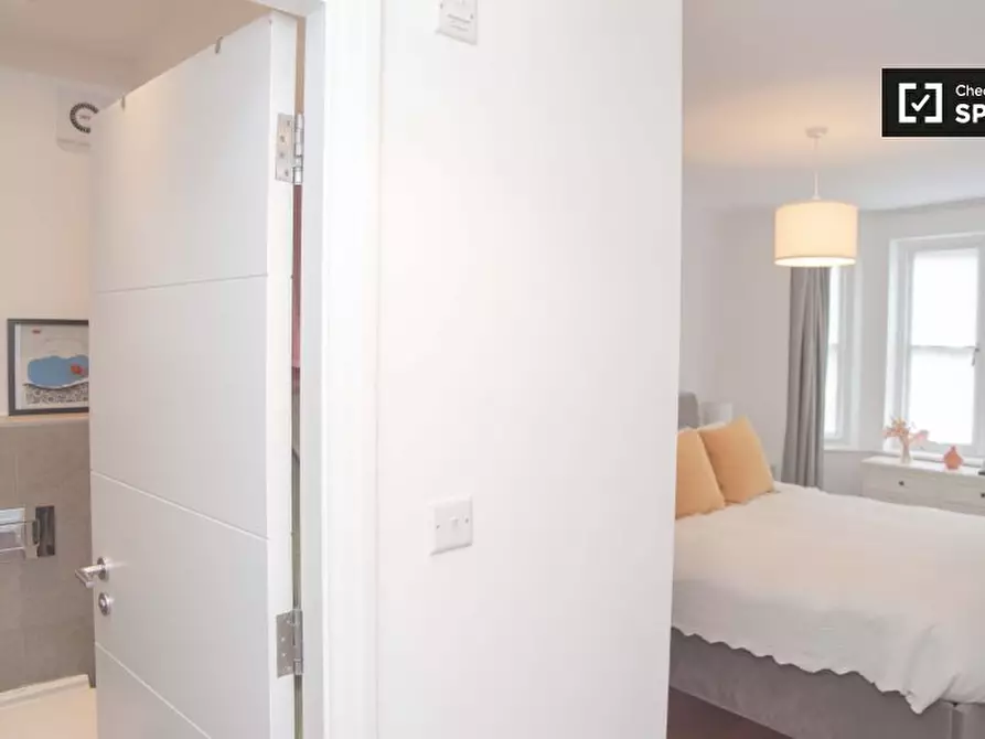 Immagine 7 di Appartamento in affitto  in The Grove a Ealing