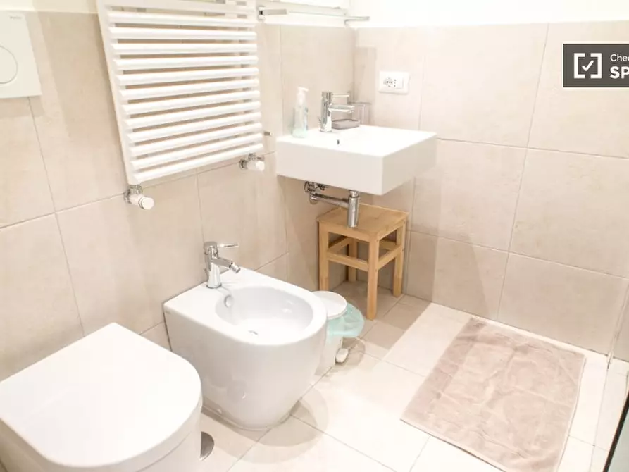 Immagine 16 di Appartamento in affitto  in Via Catone a Roma