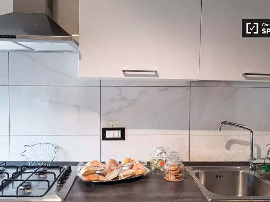 Immagine 9 di Appartamento in affitto  in Via San Donato a Bologna