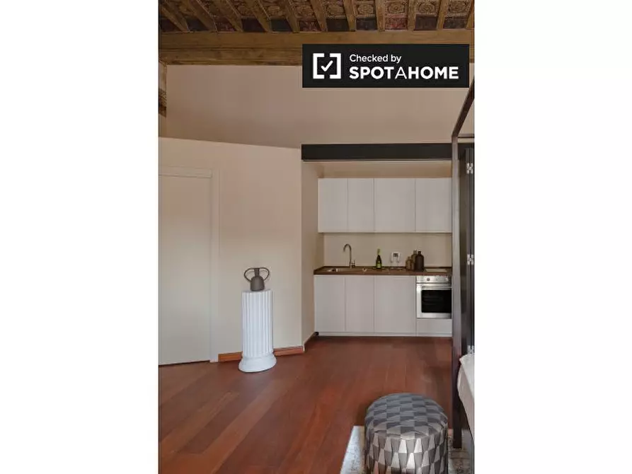 Immagine 15 di Ufficio in affitto  in Via del Collegio Capranica a Roma