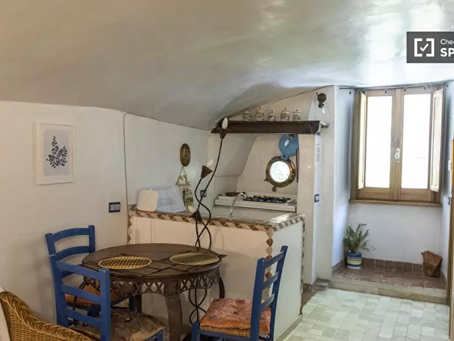 Immagine 6 di Appartamento in affitto  in Vicolo Savelli a Roma