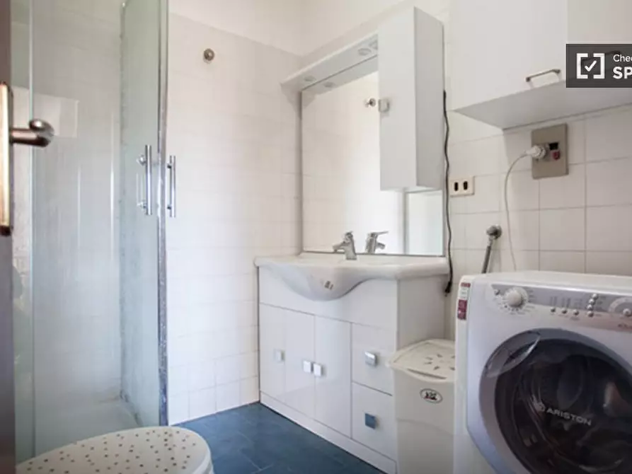 Immagine 13 di Camera condivisa in affitto  in Via dei Missaglia a Milano