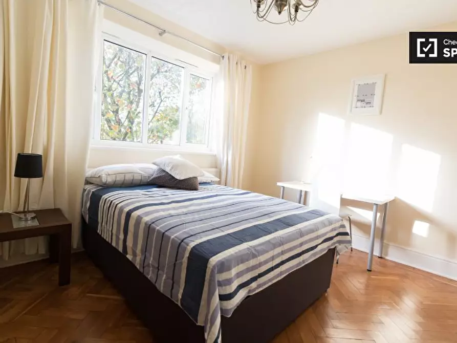 Immagine 15 di Camera condivisa in affitto  in Wandle Way a Wandsworth