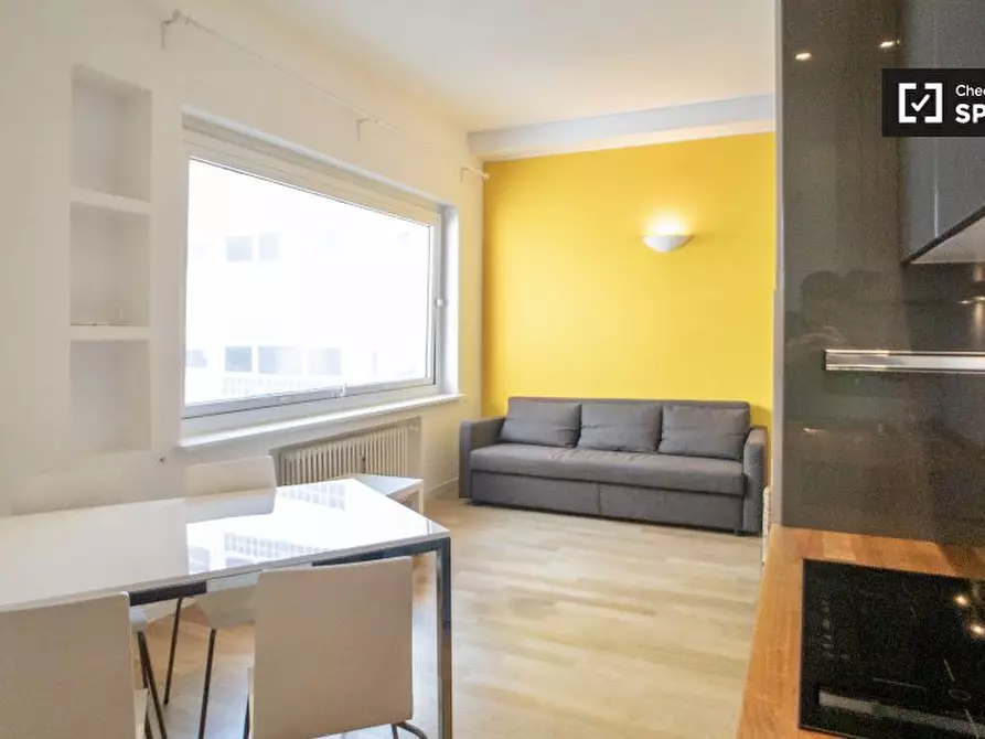 Immagine 6 di Appartamento in affitto  in Via Montebello, 20121 Milano MI, Italy a Milano