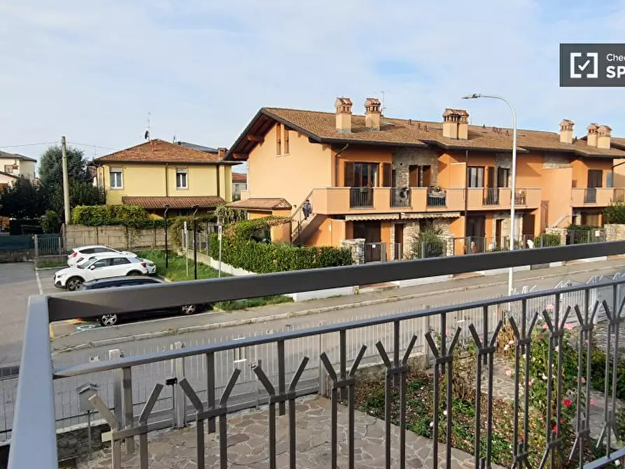 Immagine 18 di Camera condivisa in affitto  in Via G. Deledda a Treviolo