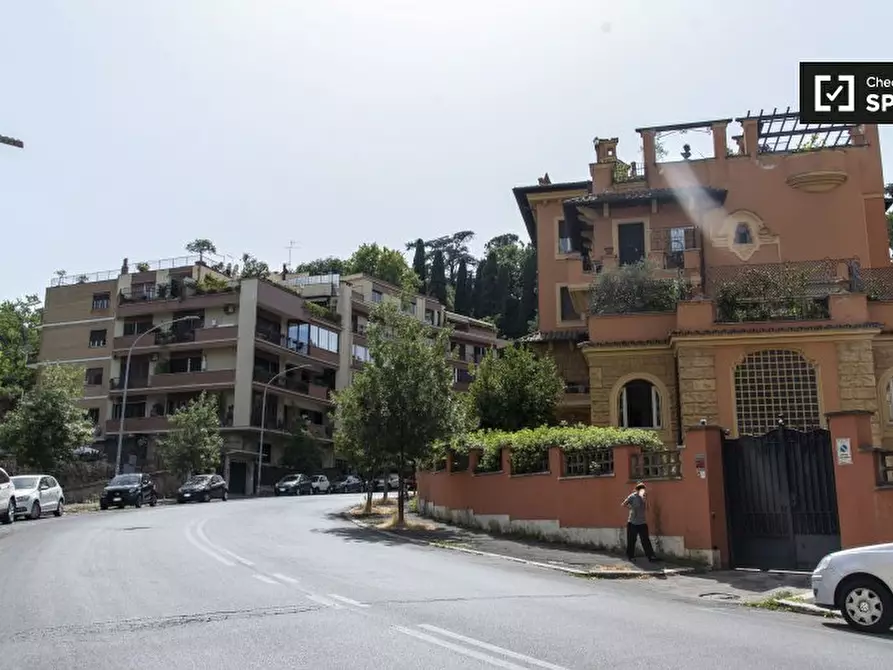 Immagine 17 di Appartamento in affitto  in Via Dandolo a Roma