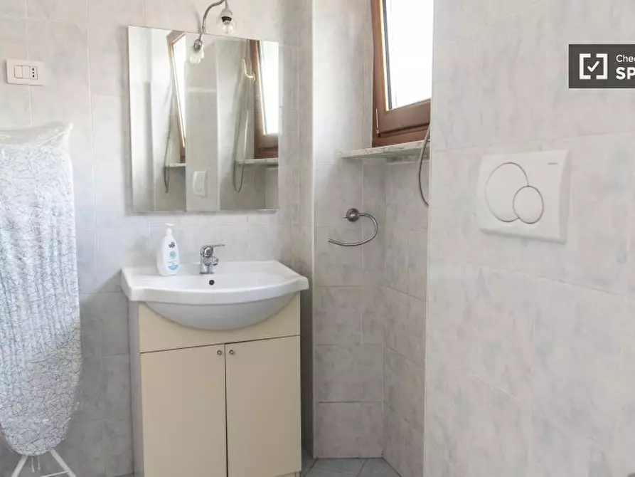 Immagine 4 di Appartamento in affitto  in Via S. Fulgenzio a Roma