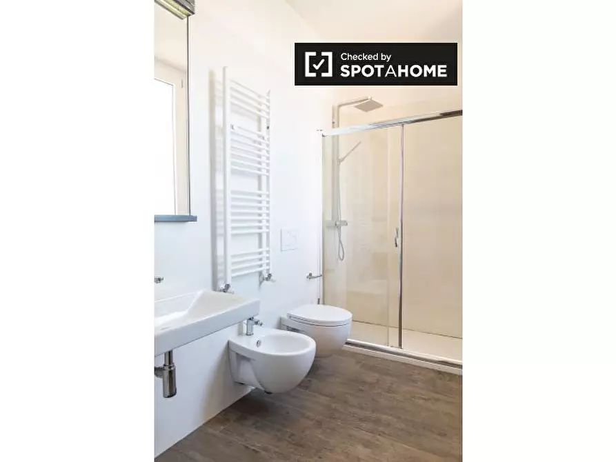 Immagine 6 di Appartamento in affitto  in Via della Marranella a Roma