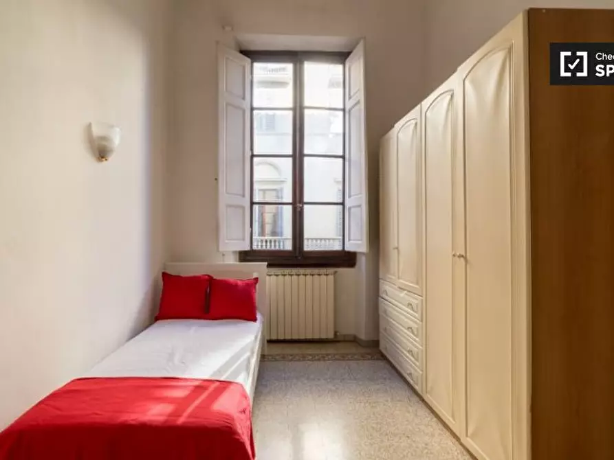 Immagine 13 di Camera condivisa in affitto  in Borgo Ognissanti a Firenze