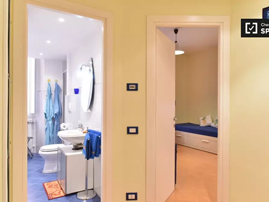 Immagine 7 di Ufficio in affitto  in Via dei mughetti a Roma