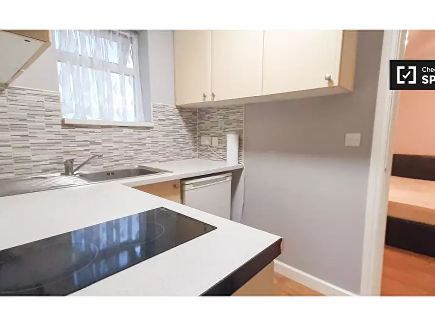 Immagine 10 di Ufficio in affitto  in Manor Way a Brent