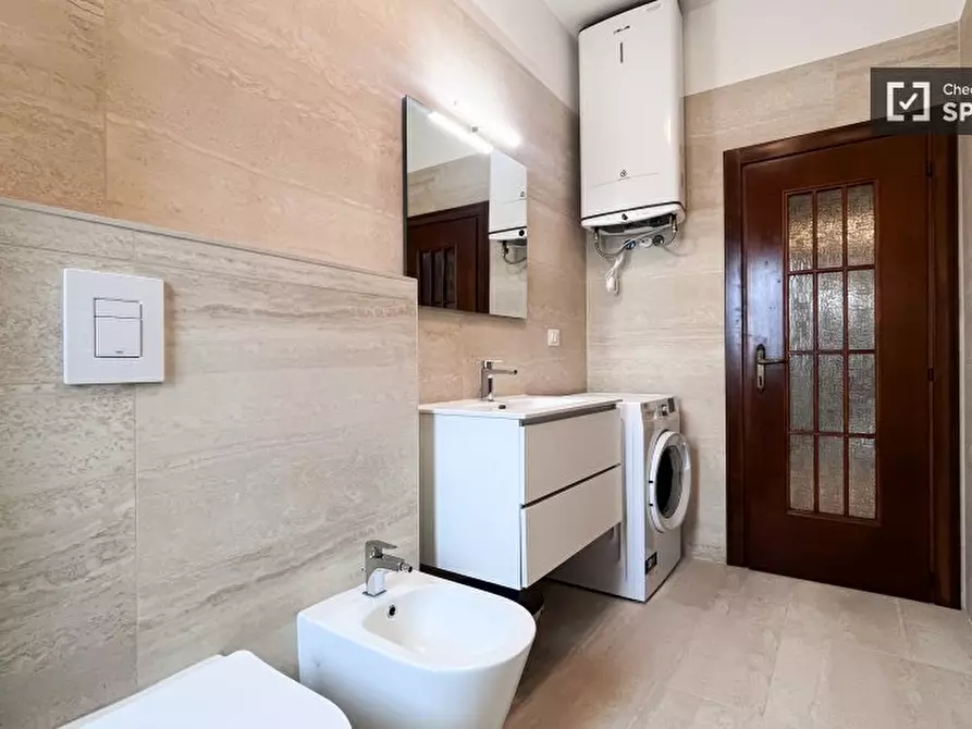 Immagine 7 di Camera condivisa in affitto  in Via Orbetello a Milano