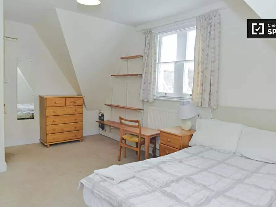 Immagine 5 di Ufficio in affitto  in F2 St Anns Villas a Kensington