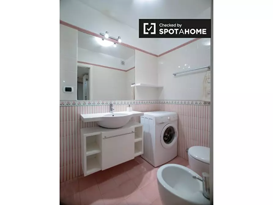 Immagine 15 di Appartamento in affitto  in Via Giuseppe Piermarini Milano MI, Italy a Milano