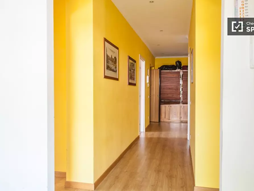 Immagine 10 di Camera condivisa in affitto  in Via dei Platani a Roma