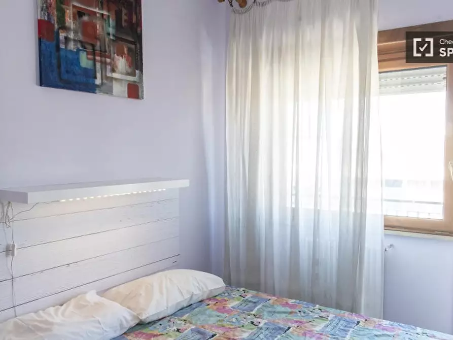 Immagine 1 di Camera condivisa in affitto  in Via Padre Semeria a Roma