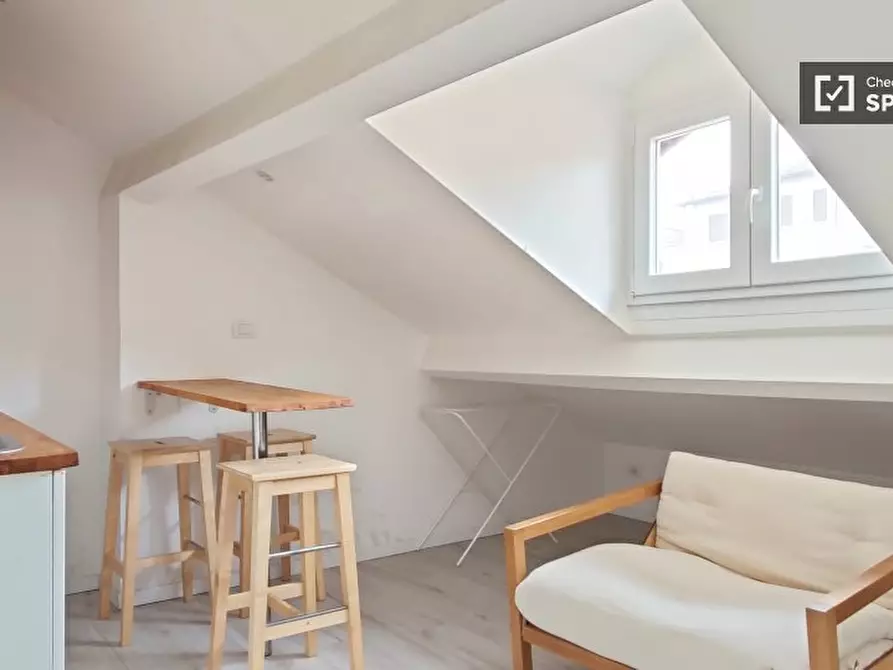 Immagine 3 di Ufficio in affitto  in Via Giovanni Battista Sammartini a Milano