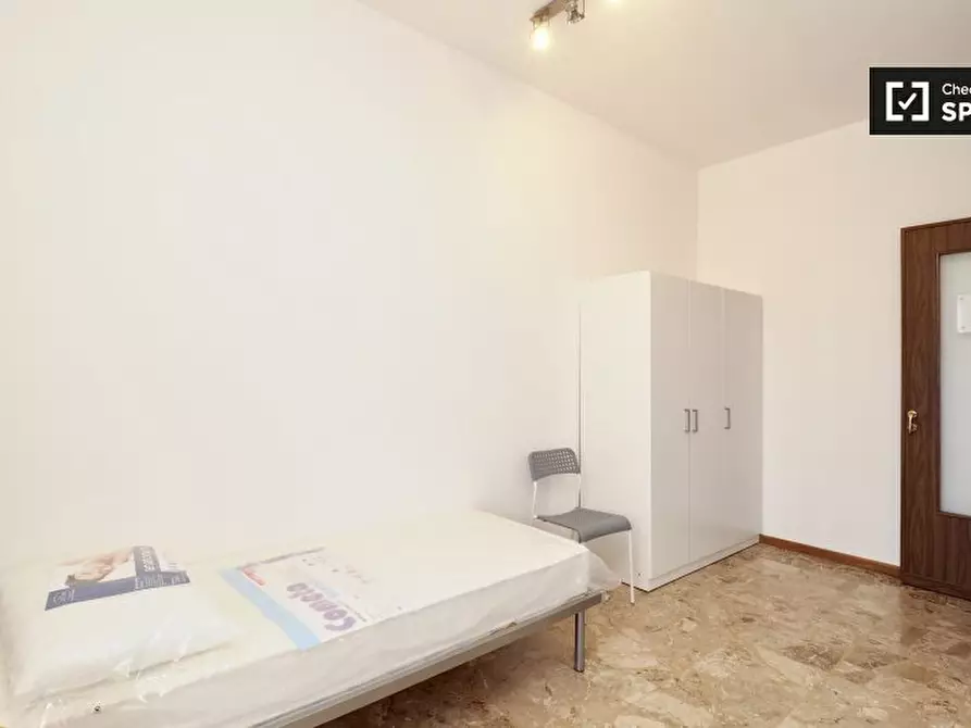 Immagine 3 di Camera condivisa in affitto  in Via Sapri a Milano